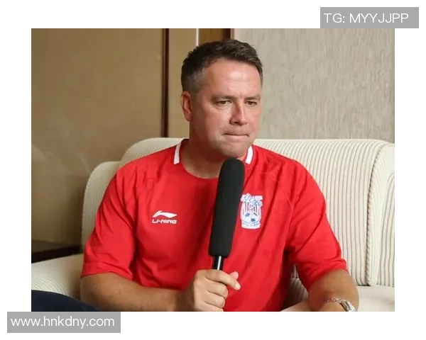 法国足球明星欧文的辉煌历程与传奇瞬间揭秘